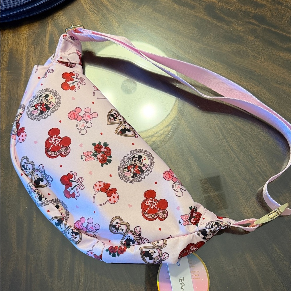Disney stoney clover lane Crossbody Fanny pack Bag Mickey and Minnie love pink - Picture 2 of 4